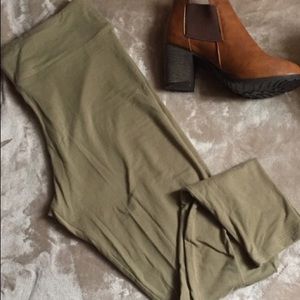 Lularoe Olive Green One Size Leggings
